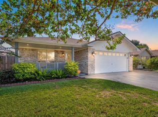 2703 Saba Ln, Port Neches, TX 77651