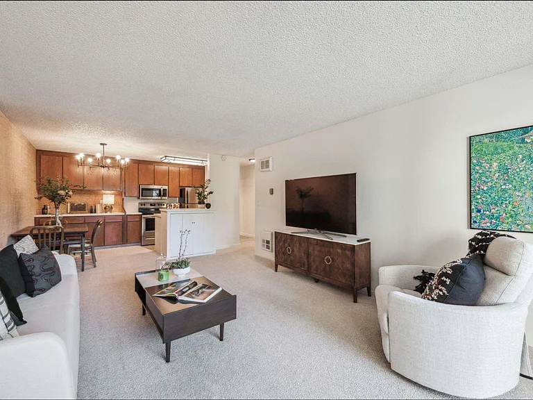 965 Shorepoint Ct #209 — Photo 18