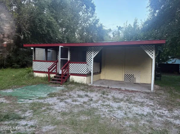 3521 Whitehall St, Palatka, FL 32177
