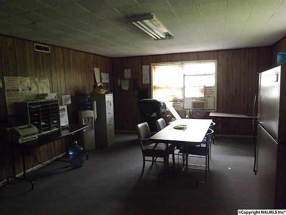 4th image of 966 W Grand Ave