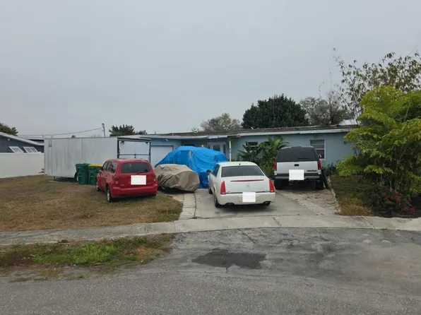 111 Rodgers Ave NE, Pt Charlotte, FL 33952