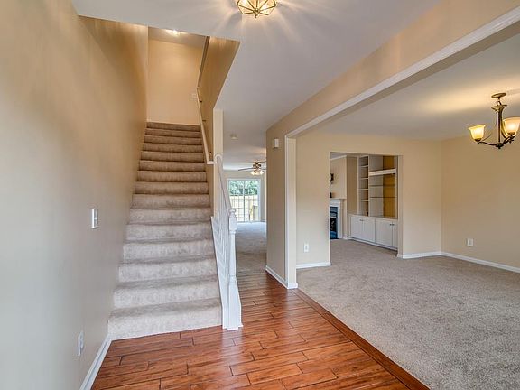5th image of 7709 Brook Glen Way