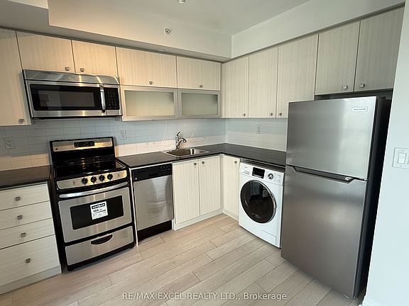 5th image of 275 Yorkland Rd #1903