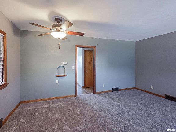 5th image of 2640 Wilkes Ave