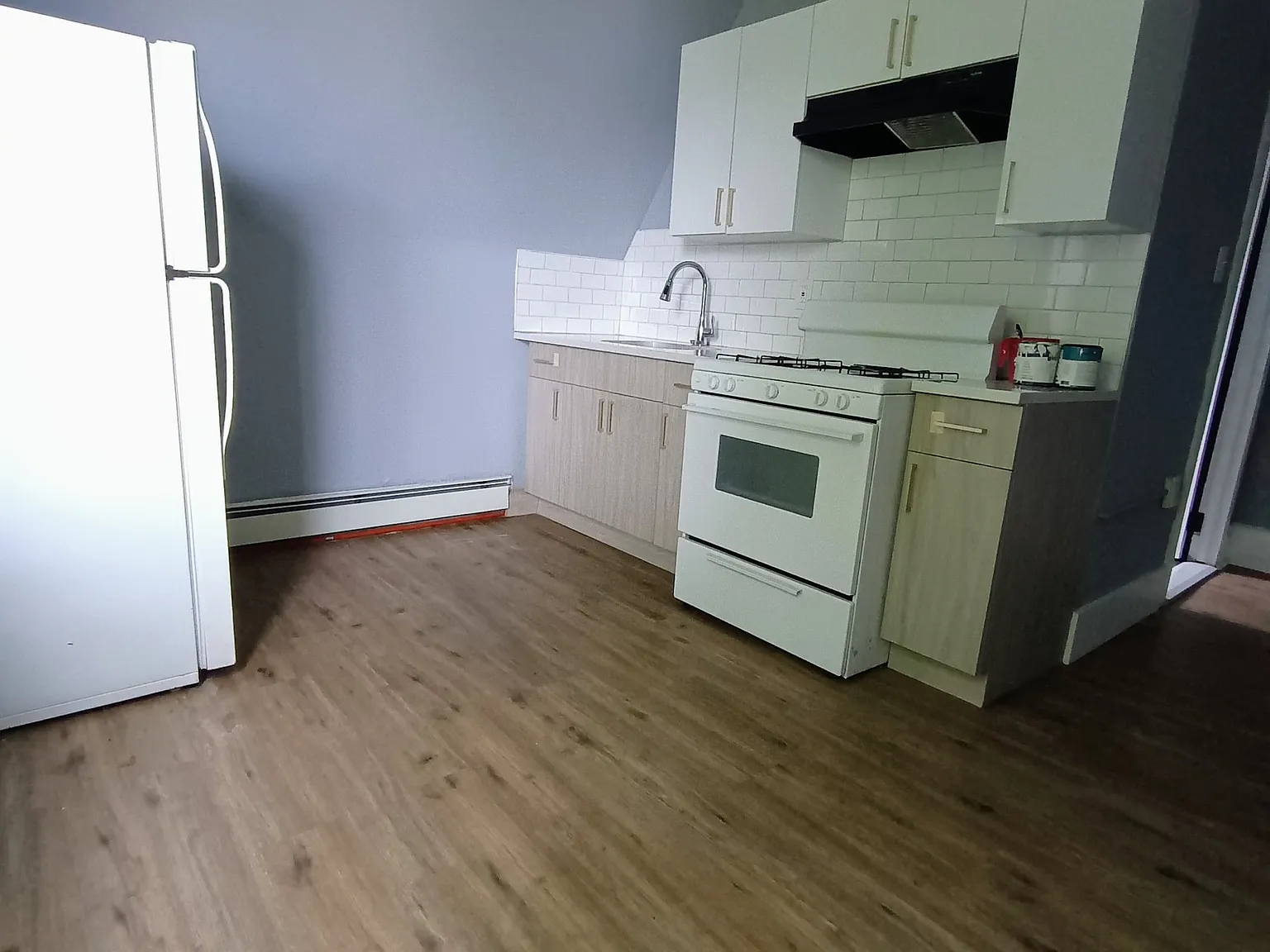 166 Ridgewood Avenue - 3 — Photo 3