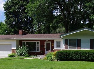 1412 Chelsea Ave, Rockford, IL 61107