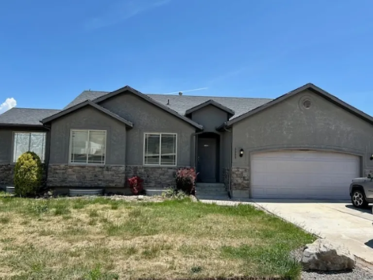 3988 S Lake Vista Dr — Photo 1