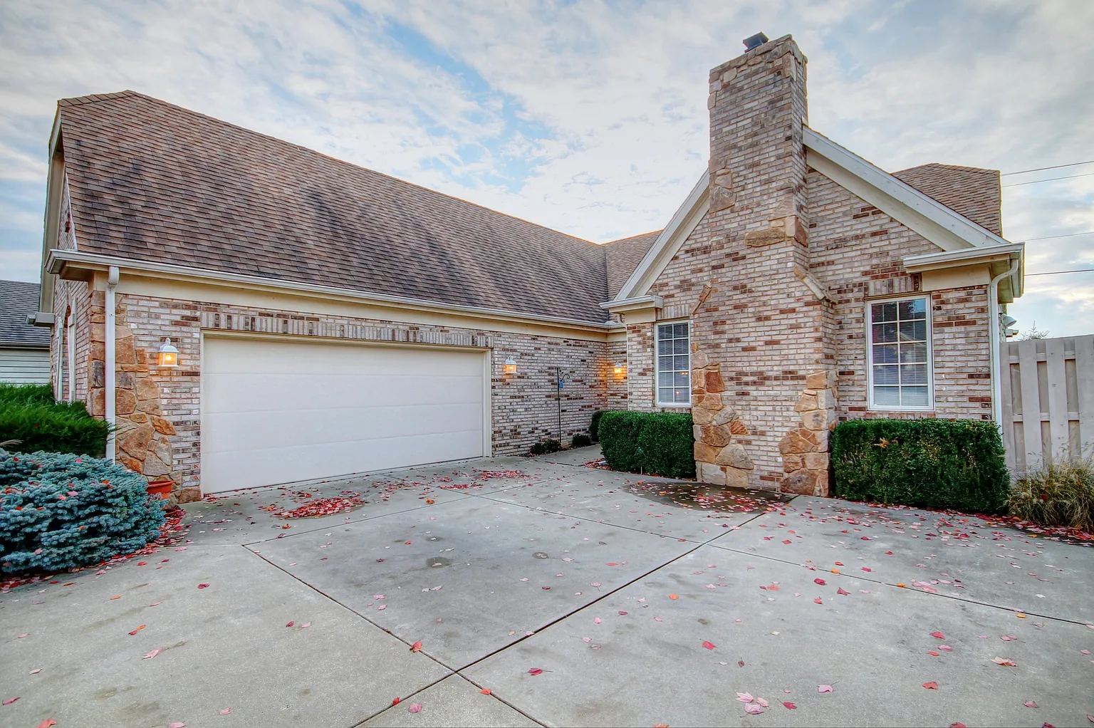 2908 Greystone Pl photo 1