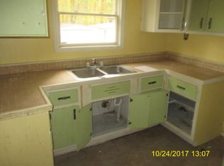 1889 Parker Rd, Milford, OH 45122