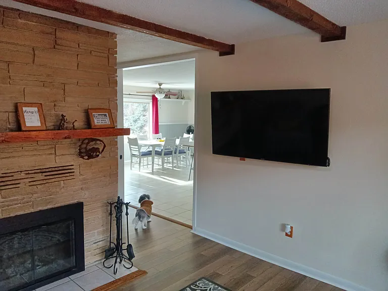 504 N Park Dr — Photo 9