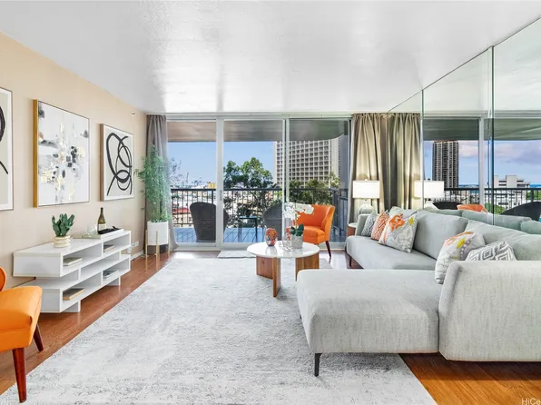 1212 Nuuanu Ave APT 911, Honolulu, HI 96817