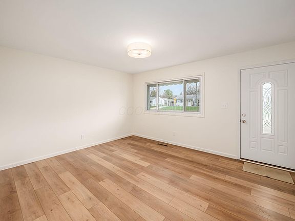 5th image of 3608 Clearwater Dr