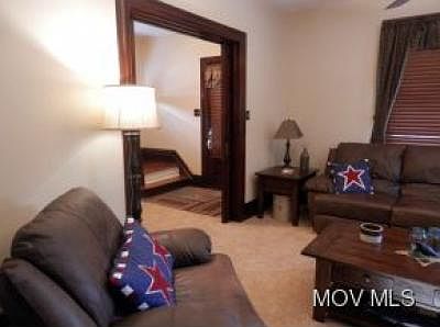 4th image of 1401 Washington Ave