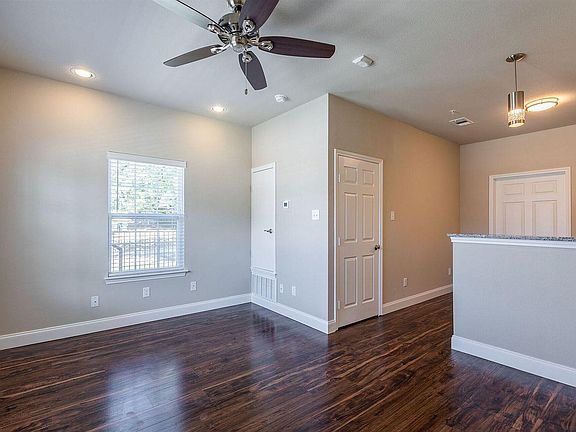 5th image of 1328 Underwood St APT 101