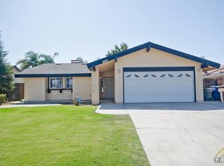 6609 Lafayette Way, Bakersfield, CA