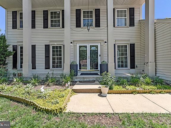 5th image of 4603 Sand Rock Ln