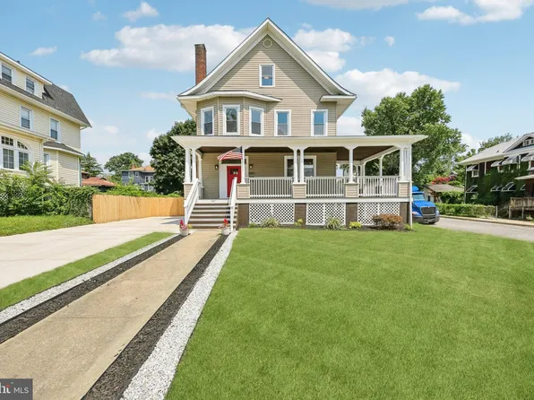 2801 Roslyn Ave, Baltimore, MD 21216