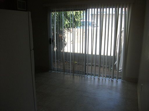 2nd image of 842 32nd Ave #B