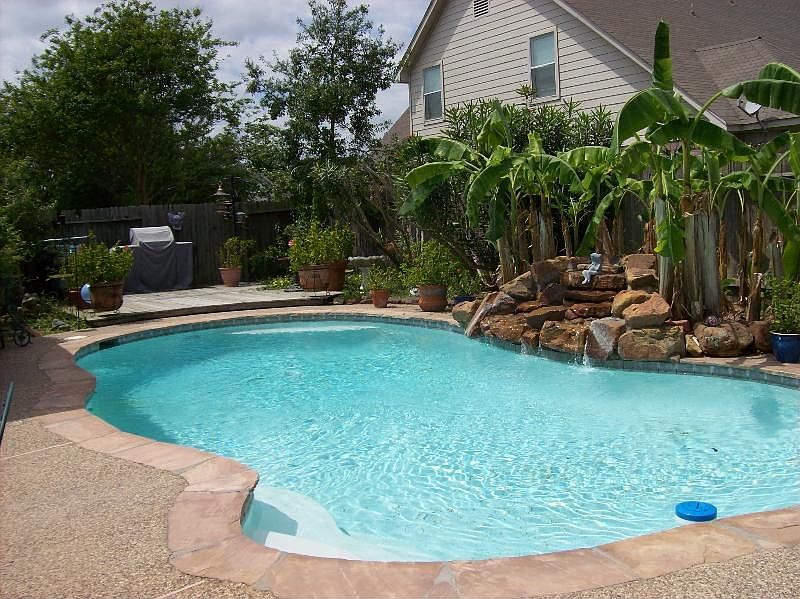 1st image of 17614 Magnolia Cir