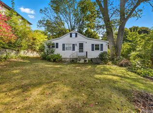 13 Darien Road, Carmel, NY 10512