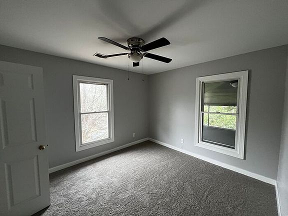 3rd image of 2903 Park St