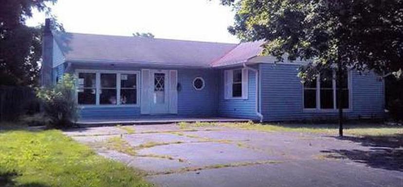 1st image of 218 S Glenn St