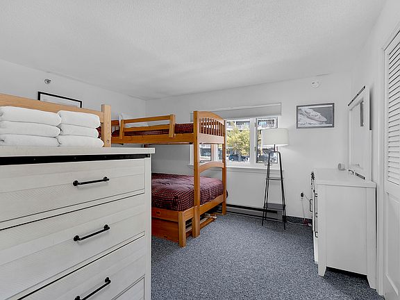 4th image of 276 Skiway Road #1C