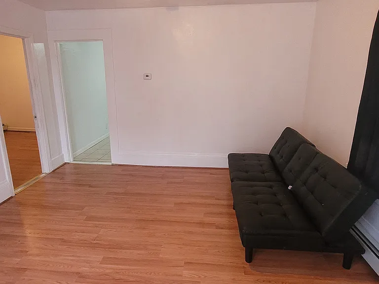 9 Erastus St #2F — Photo 4