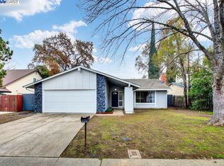 124 Randall Ave, Vacaville, CA 95687