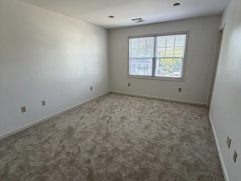 1513 Princess Anne Ln — Photo 14