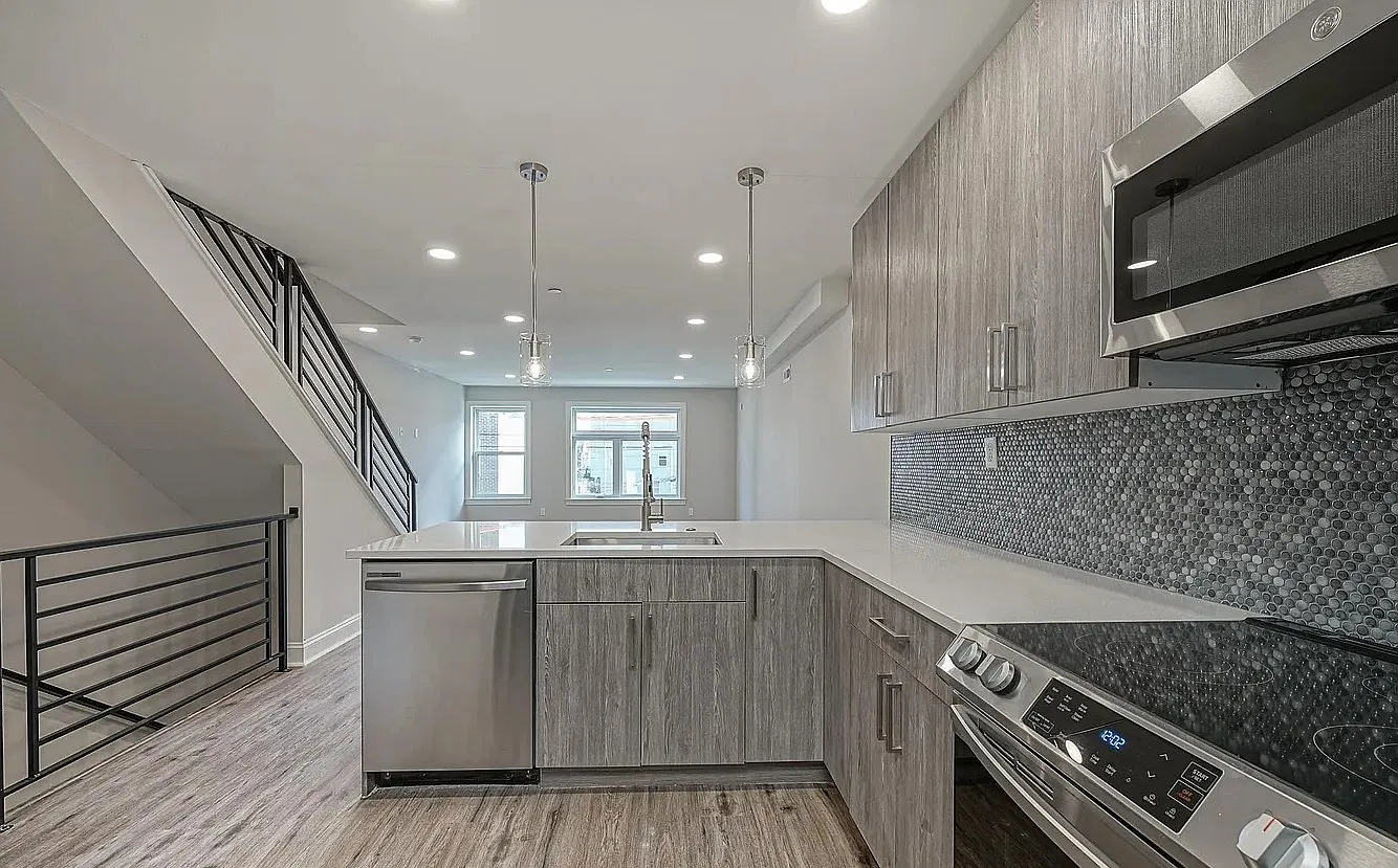 1702 North Gratz Street - 2 — Photo 3