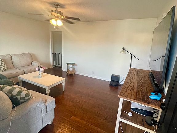 3rd image of 3806 Marla Cir