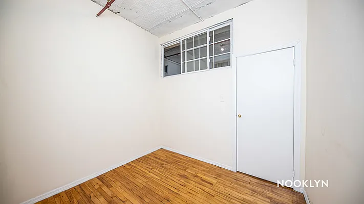 Rented by Nooklyn NYC LLC | media 27