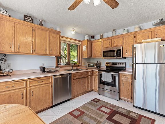 4th image of 14227 Glencove Trl #0
