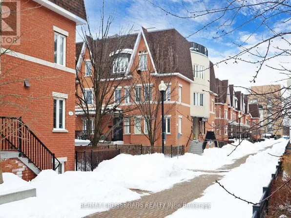 312 John St Unit 181, Markham, ON L3T 0A7