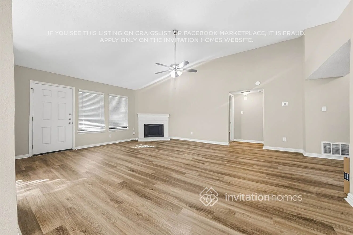 4800 Hollow Tree Dr Arlington, TX 76018 — Photo 4