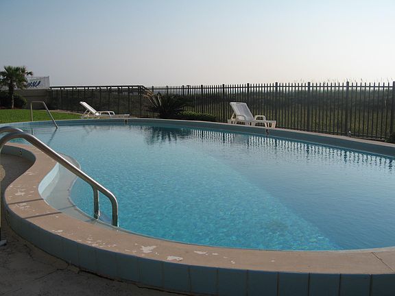 Sparkling Oceanside Pool