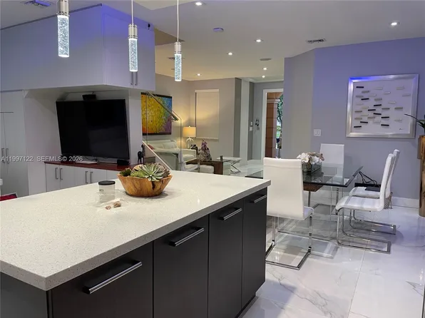 7768 NW 116th Ave, Doral, FL 33178