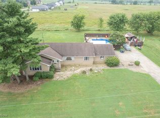 326 Airport Rd, Warren, OH 44481