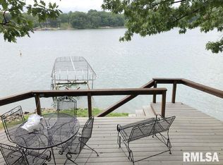 8 Hillside Ct, Dahinda, IL 61428