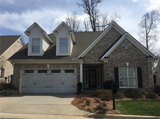 16 Willett Way, Greensboro, NC 27408