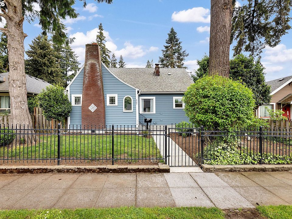 1st image of 507 W 33rd St