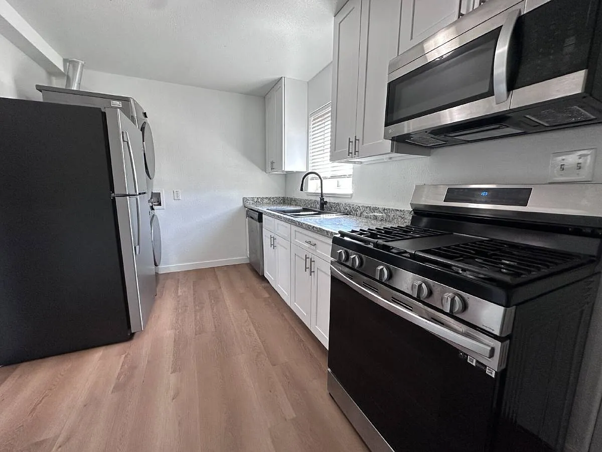 1526 Ulster St in Denver, CO 80220 — Photo 3