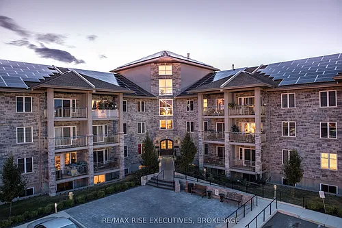 810 Blackburn Mews #211 Photo 1
