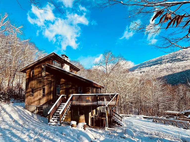 House, backyard