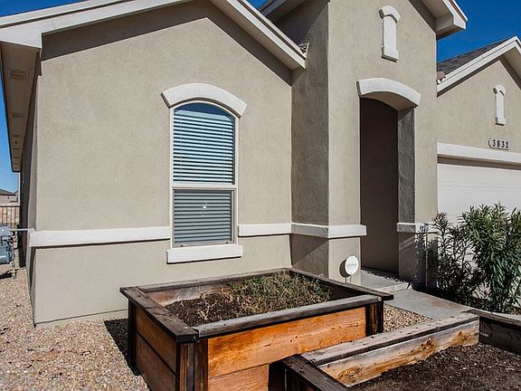 3rd image of 3832 Loma Cristobal Dr