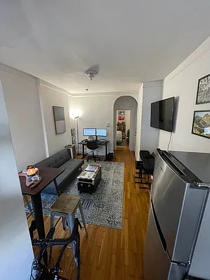 Rented by HOLTON REAL ESTATE INC. | media 14