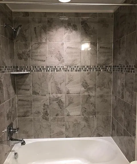 Attached Bath / Bedroom in Main Level
