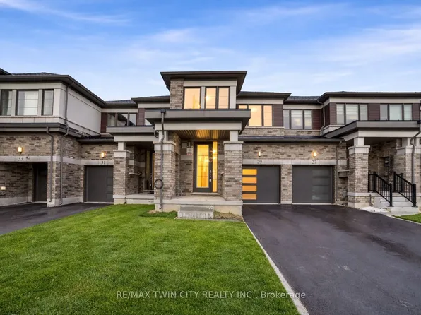 29 Blacklock St, Cambridge, ON N1S 0E2