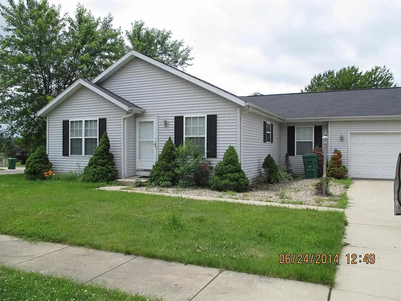 53855 Marshall Dr photo 1